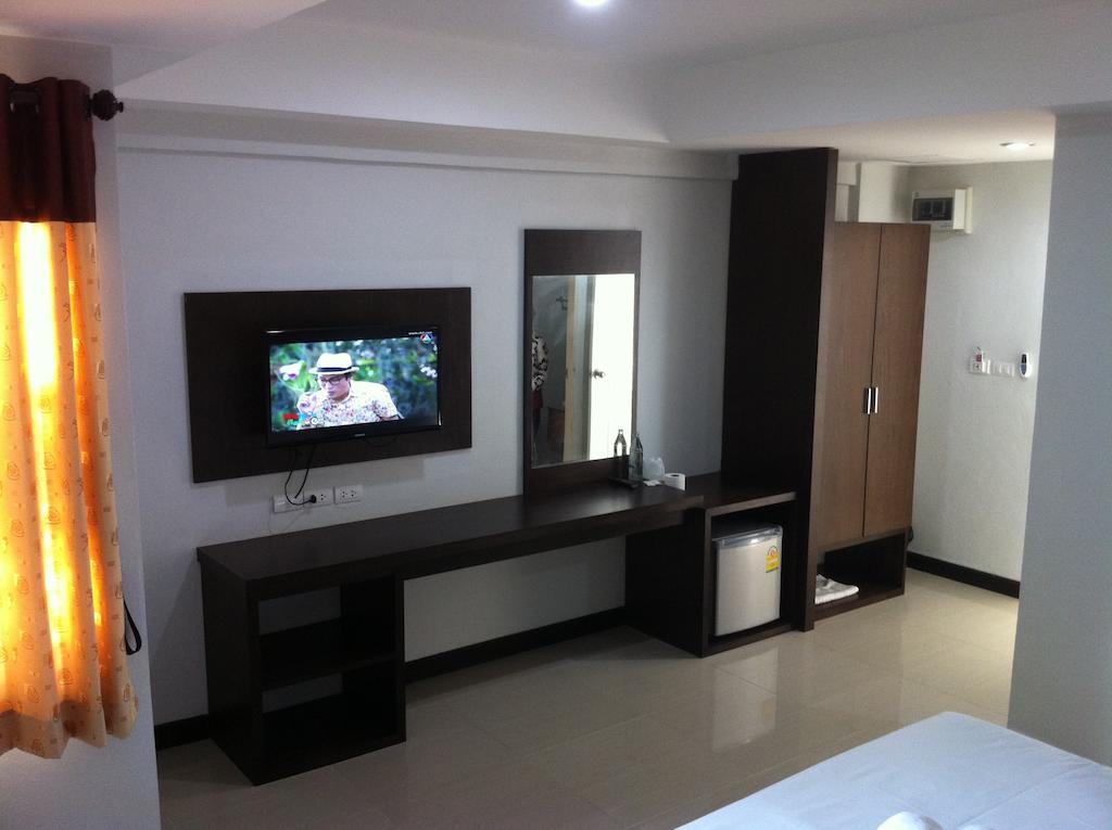 S.K.Airport Chiang Mai Hotel Luaran gambar