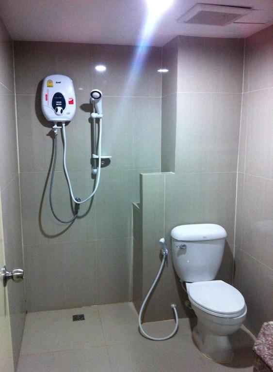 S.K.Airport Chiang Mai Hotel Luaran gambar