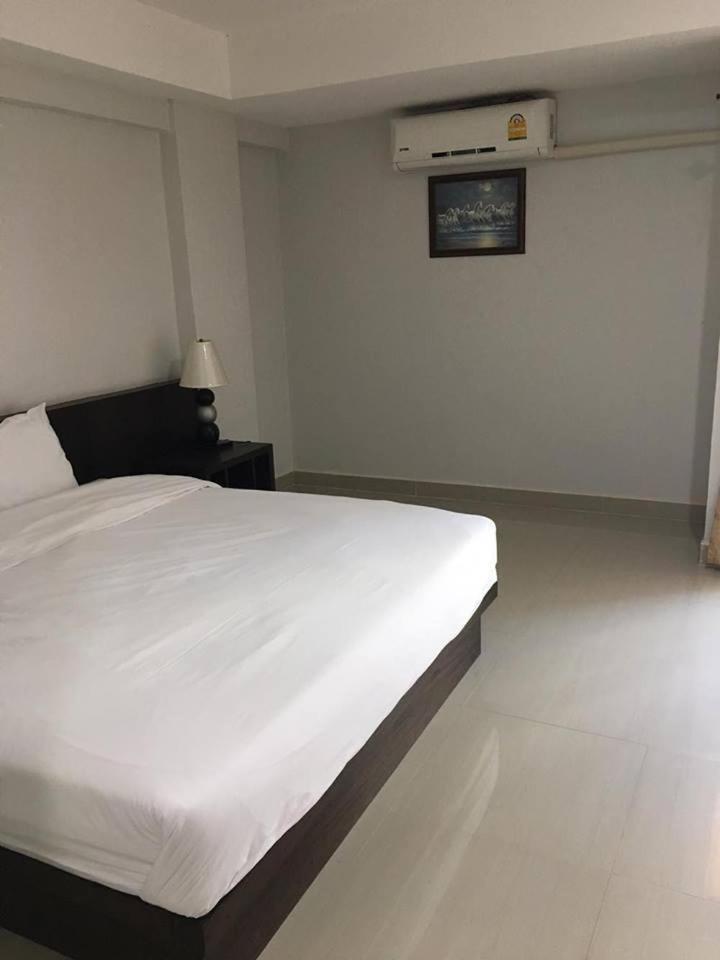 S.K.Airport Chiang Mai Hotel Luaran gambar